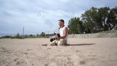 摄影师行动专业摄影师户外摄影师海滩